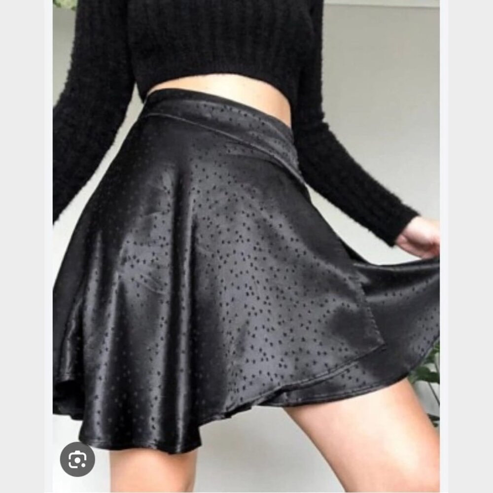 Free People Women's 0 Mini Skirt Starstruck Black Satin Star Print Faux Wrap New